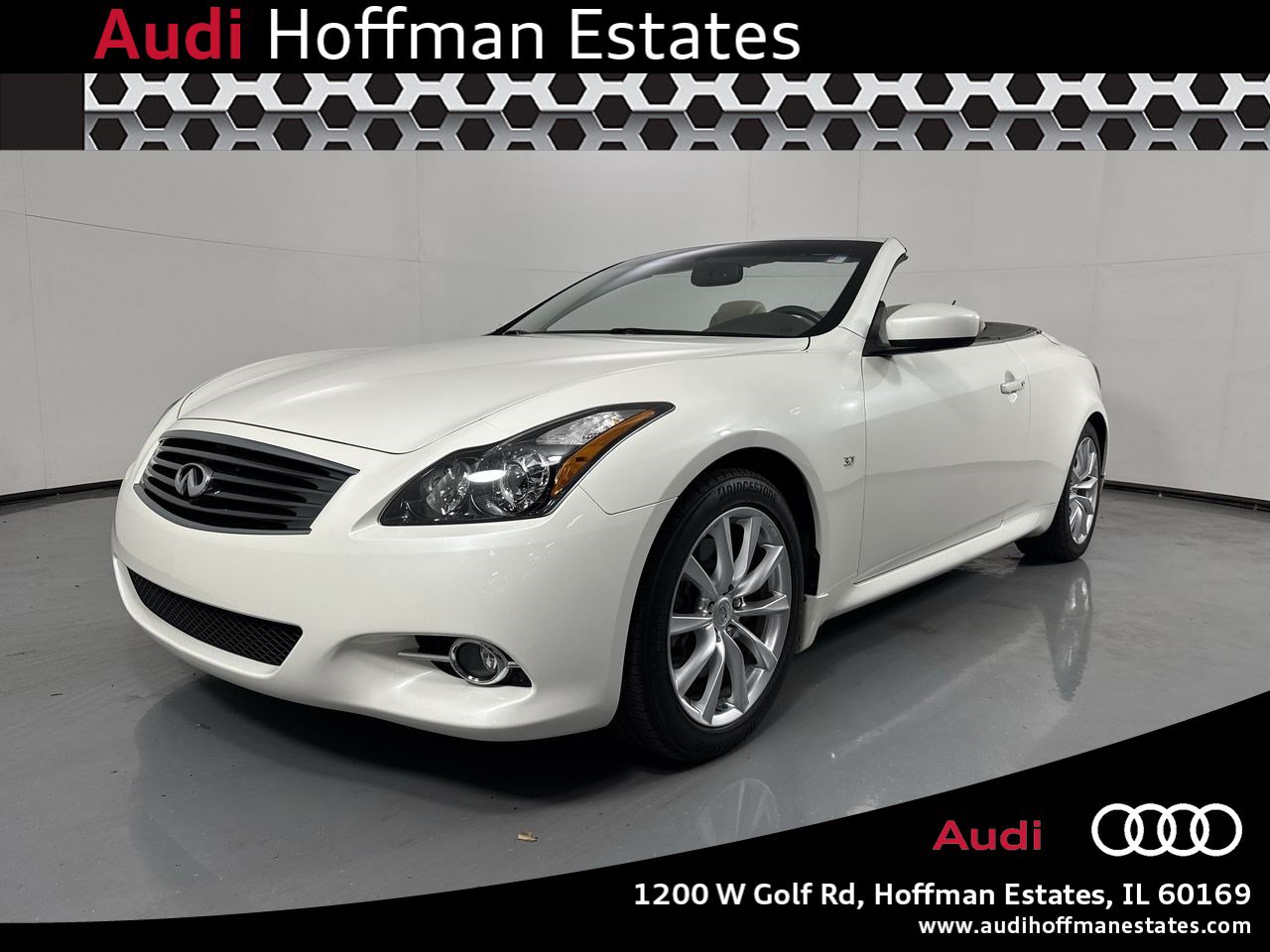 Used 2015 INFINITI Q60 Convertible w/ Premium Package RWD image 1