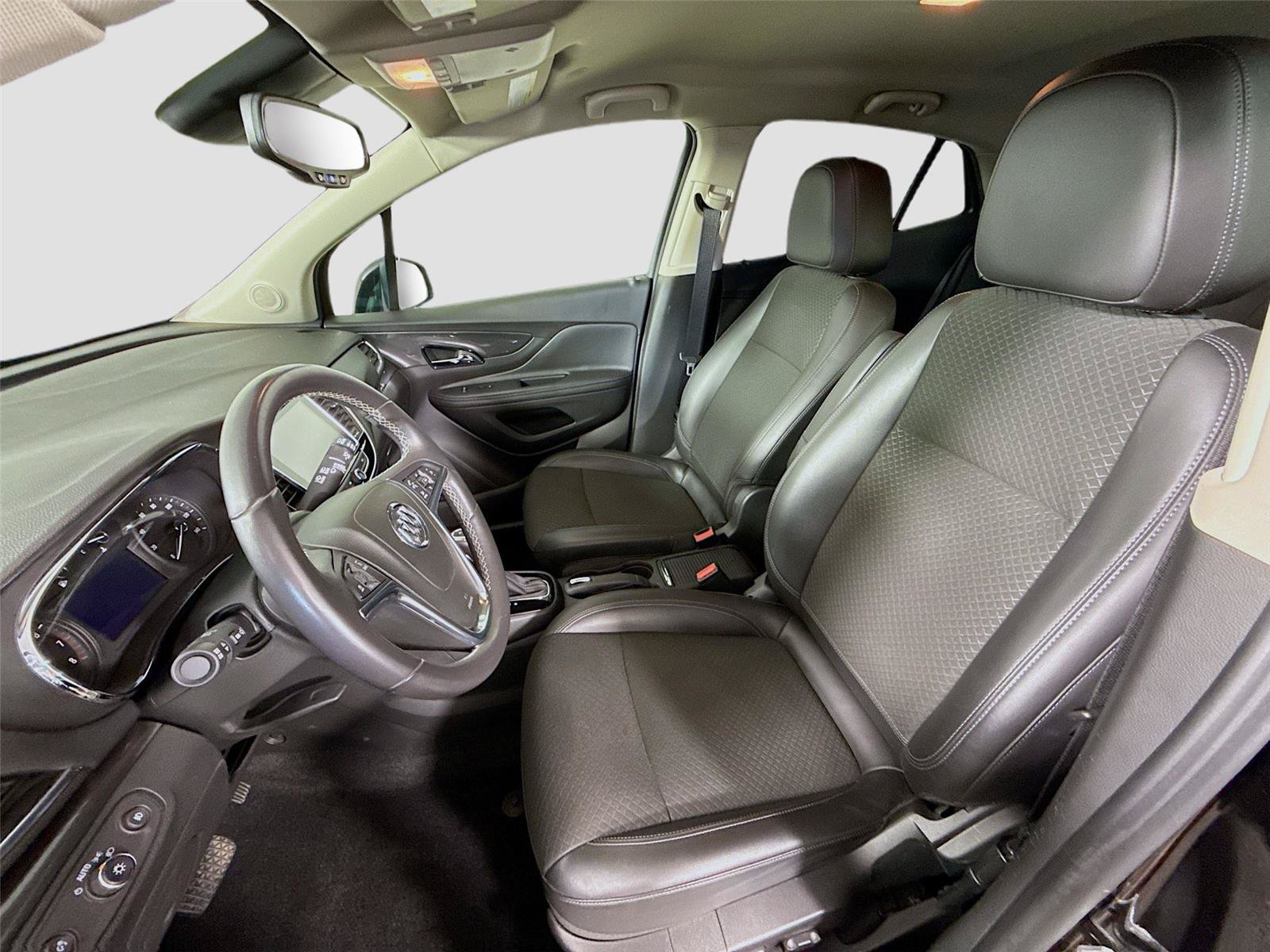Used 2018 Buick Encore Preferred AWD/4WD image 13