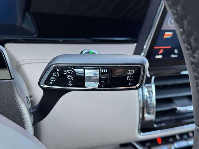 Used 2022 Lincoln Navigator L Reserve AWD/4WD image 26