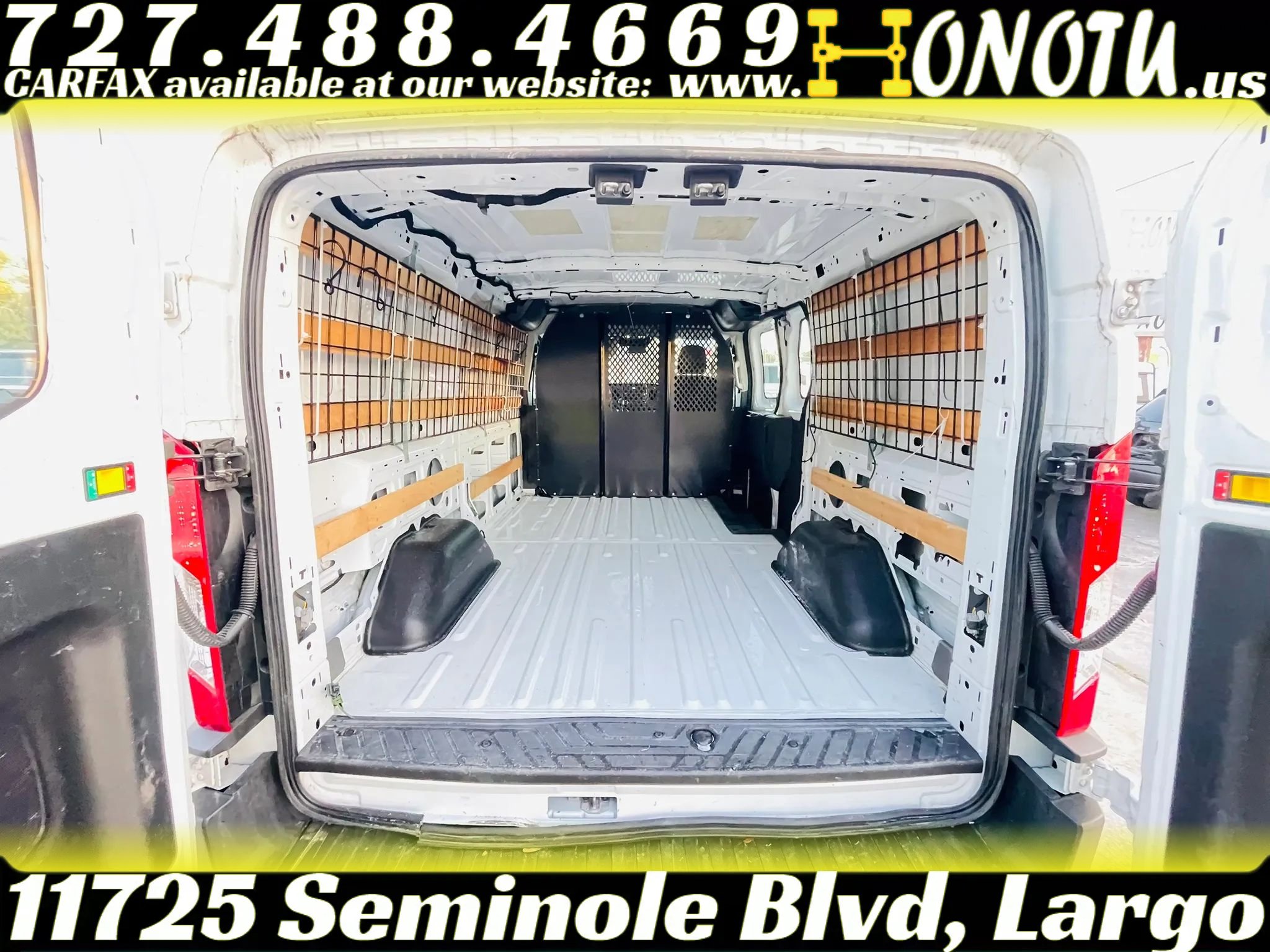 Used 2023 Ford Transit 250 Low Roof w/ Exterior Upgrade Package RWD image 16