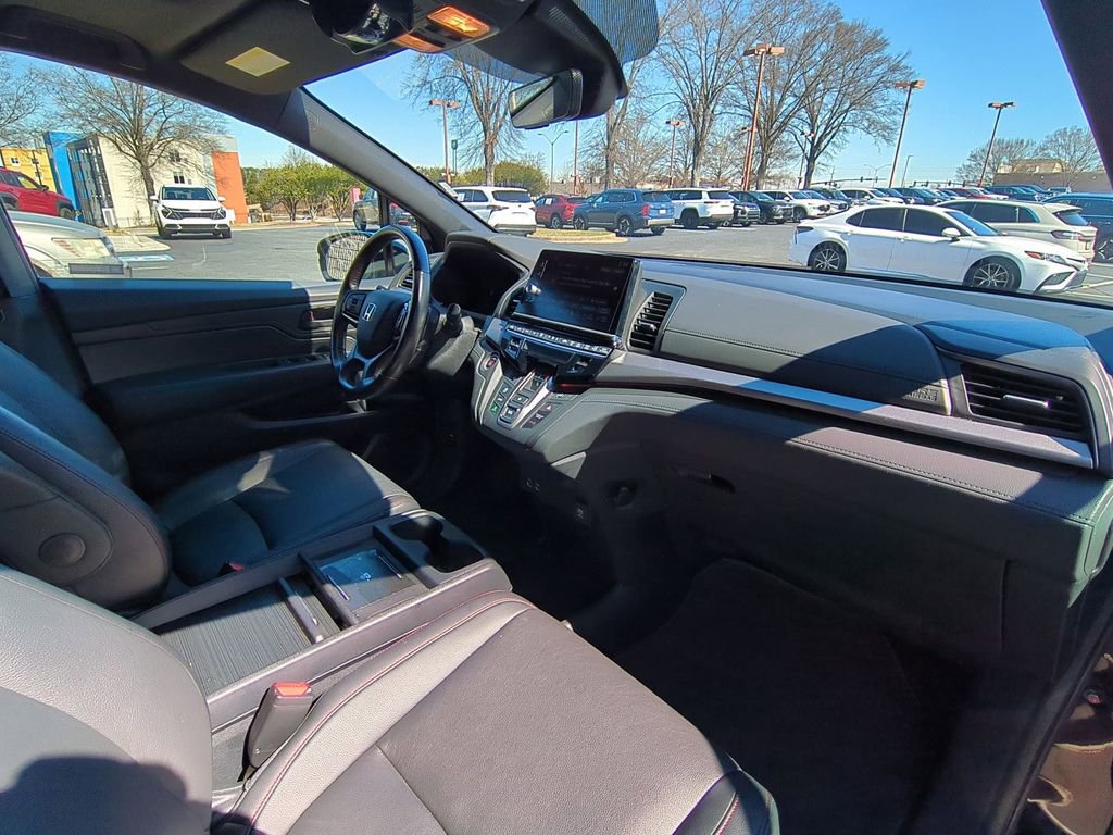 Used 2025 Honda Odyssey Sport-L image 32