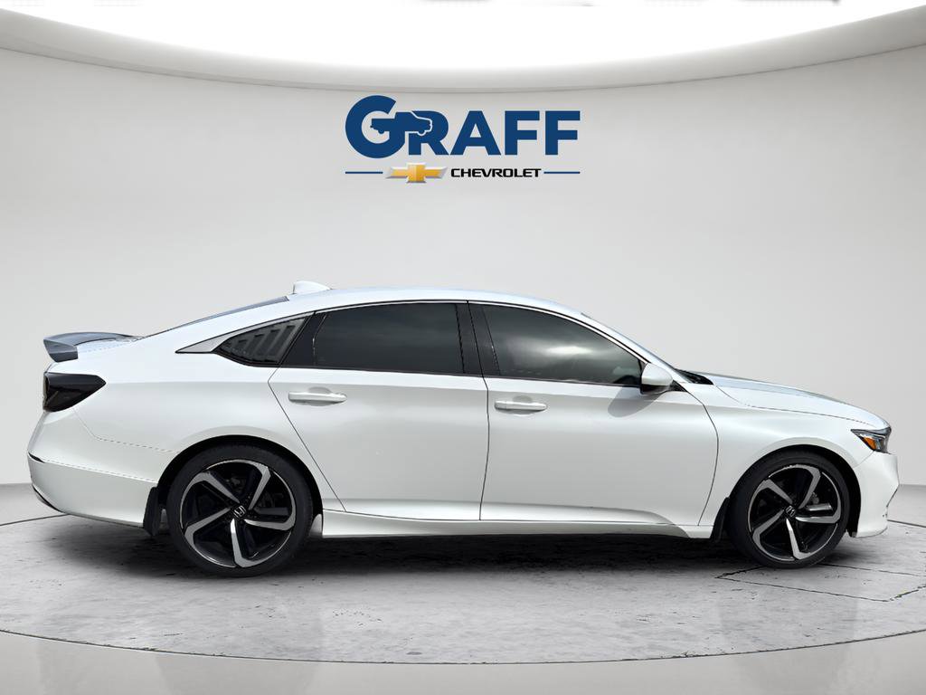 Used 2019 Honda Accord Sport image 9