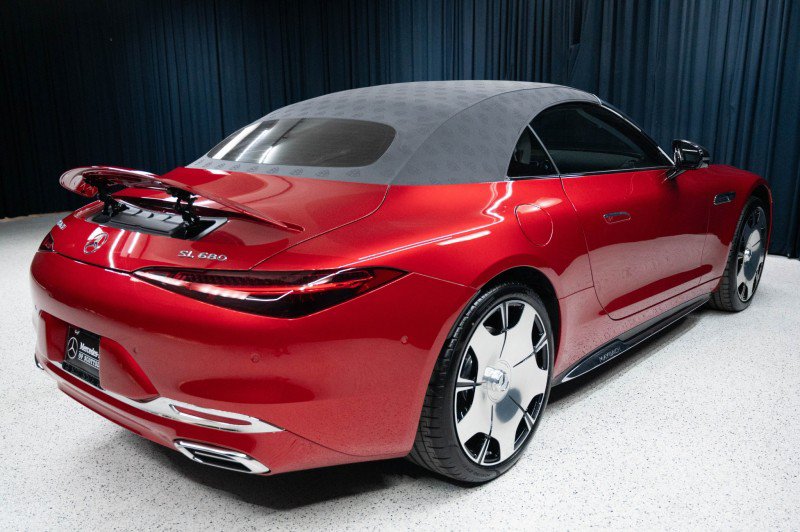 New 2026 Mercedes-Benz Maybach SL 680 image 5