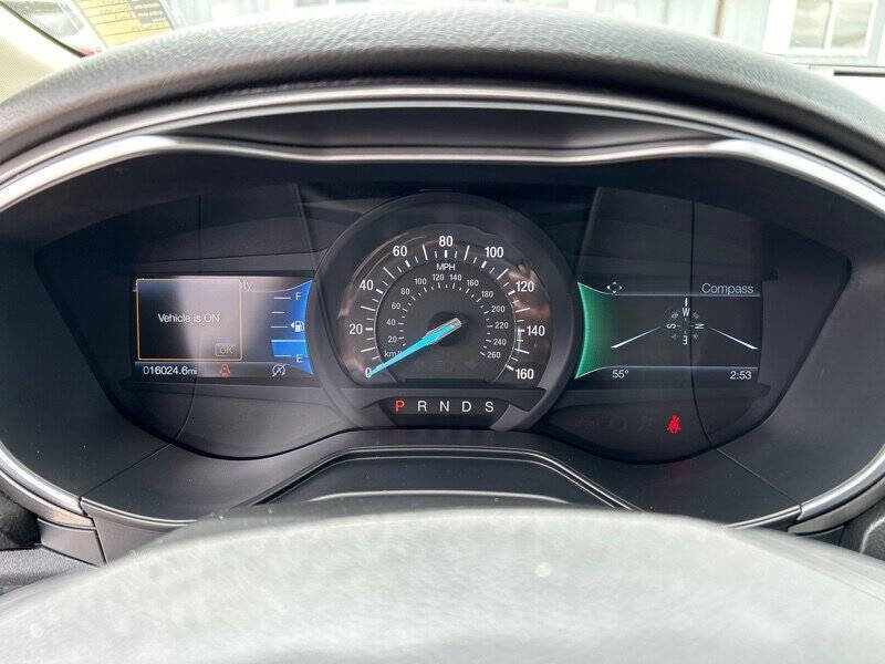 Used 2019 Ford Fusion SE image 23