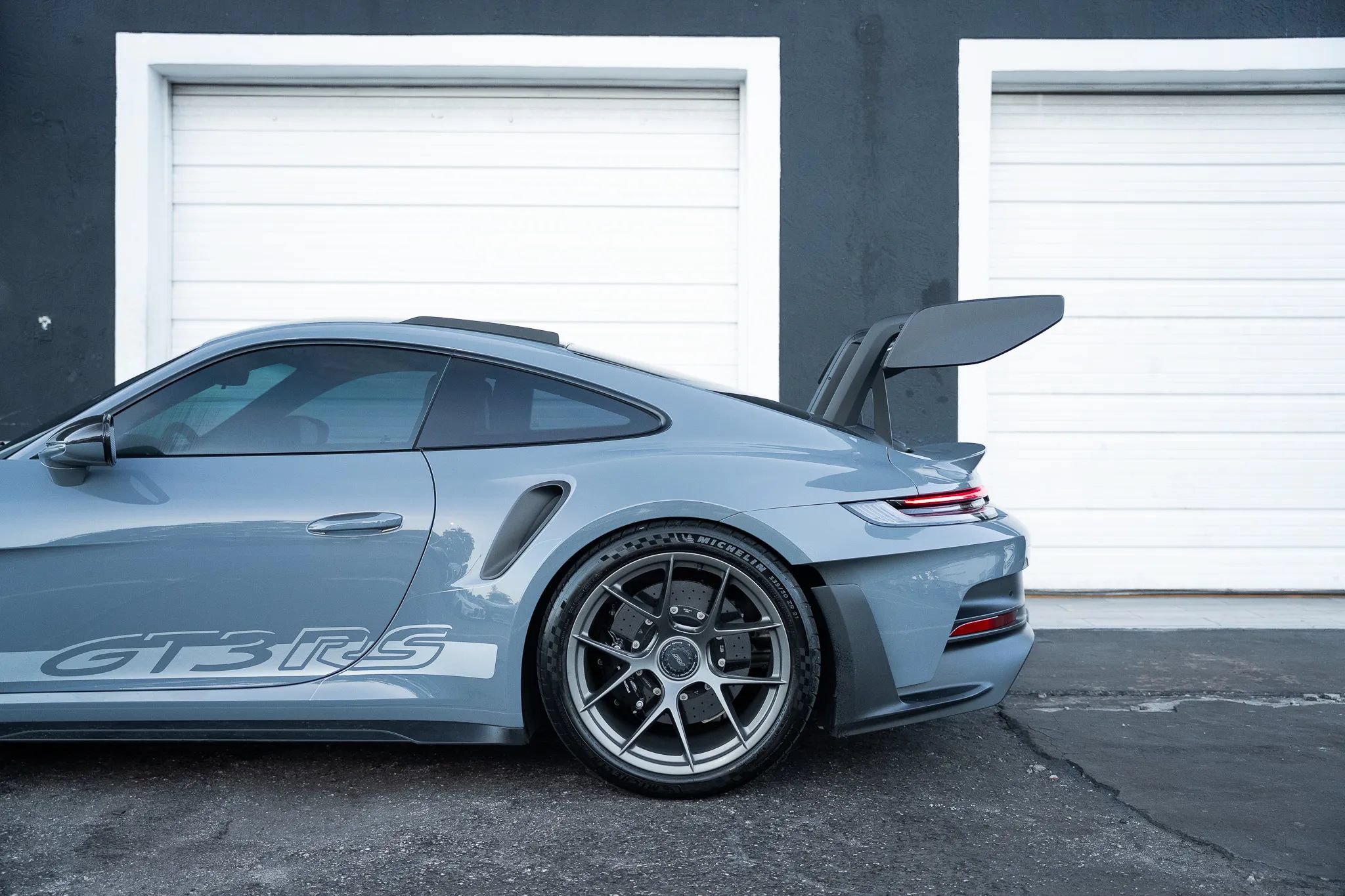 Used 2024 Porsche 911 GT3 RS RWD image 12