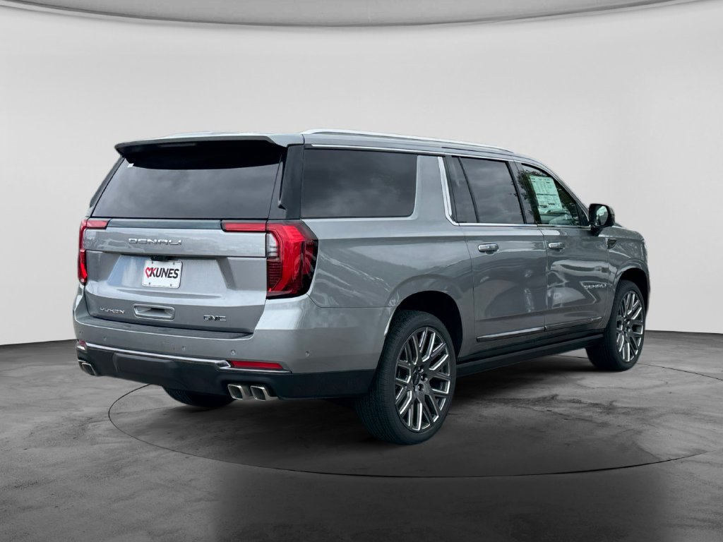 New 2026 GMC Yukon XL Denali Ultimate AWD/4WD image 8