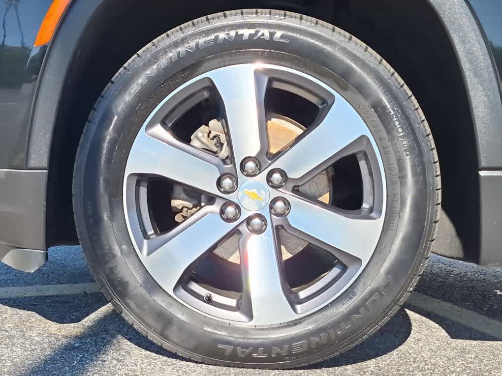 Used 2023 Chevrolet Traverse LT w/ LT Premium Package AWD/4WD image 7
