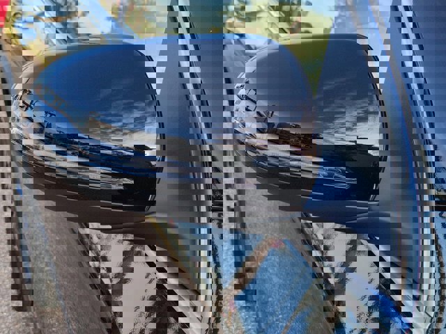 Used 2025 Mercedes-Benz GLA 250 image 12