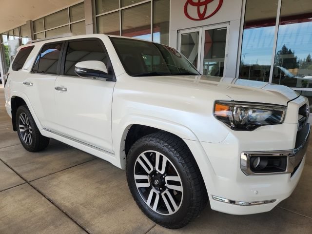 Certified 2016 Toyota 4Runner Limited AWD/4WD image 4
