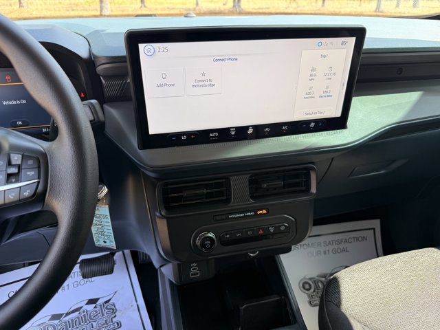 Used 2025 Ford Maverick XL image 16