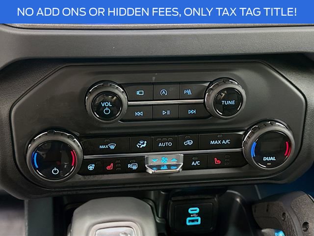 New 2025 Ford Bronco Badlands image 16