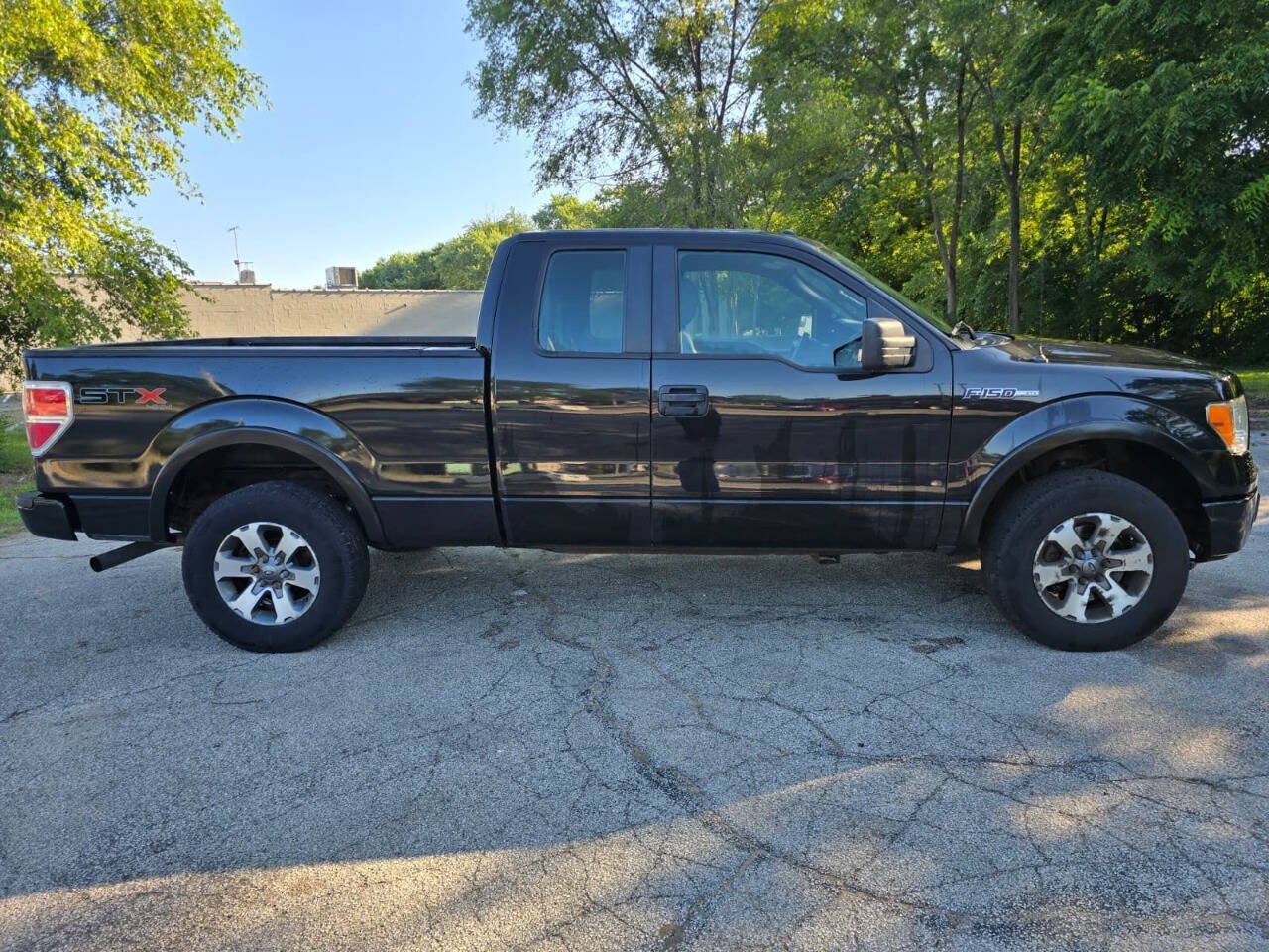 Used 2013 Ford F150 STX w/ Mid Equipment Group AWD/4WD image 4