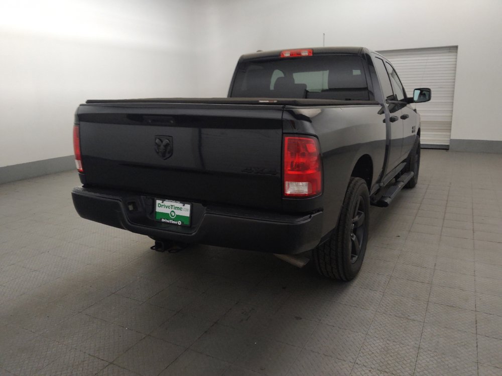 Used 2018 RAM 1500 Express w/ Black Ram 1500 Express Group AWD/4WD image 7