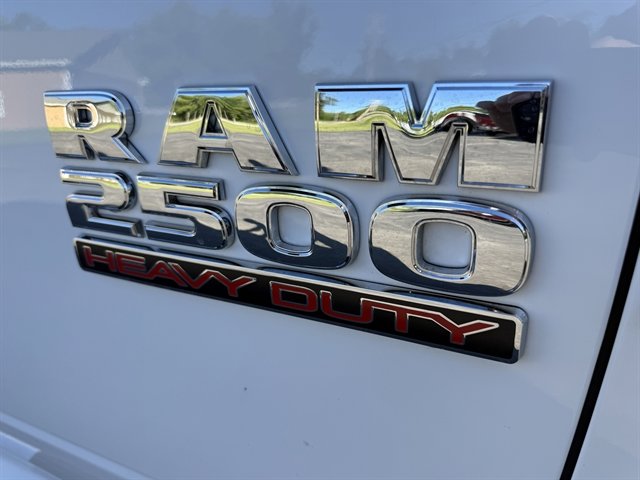 Used 2017 RAM 2500 Tradesman w/ Chrome Appearance Group AWD/4WD image 8