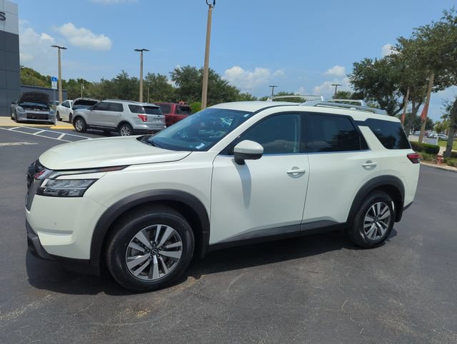 Certified 2023 Nissan Pathfinder SL AWD/4WD image 13