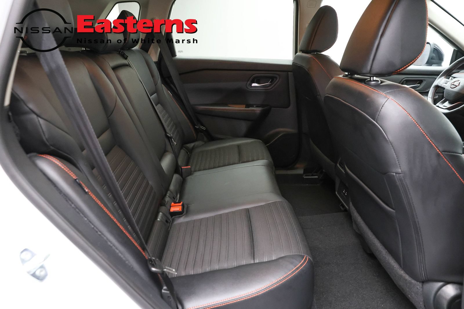 Used 2025 Nissan Rogue SV AWD/4WD image 23
