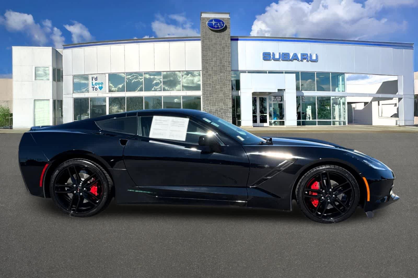 Used 2019 Chevrolet Corvette Stingray Coupe w/ Carbon Flash Badge Package RWD image 5