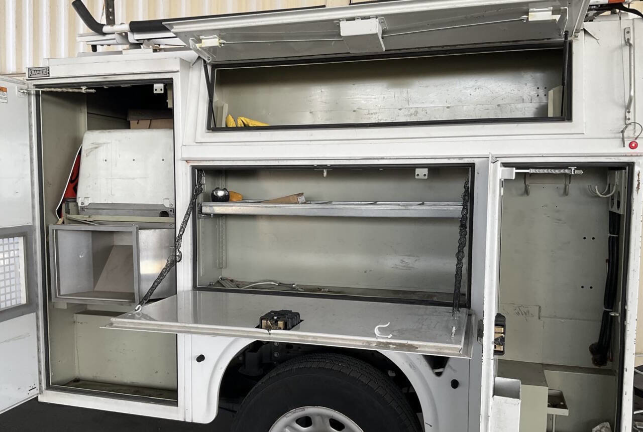 Used 2016 Chevrolet Silverado 3500 W/T image 11