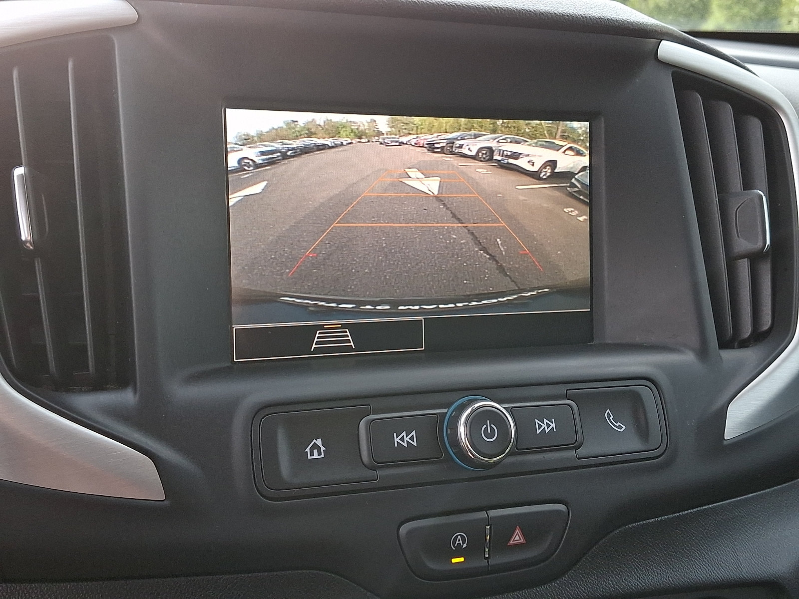 Certified 2024 GMC Terrain SLE FWD image 19
