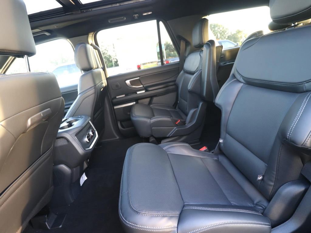 New 2025 Ford Expedition Platinum w/ Stealth Performance Package image 14