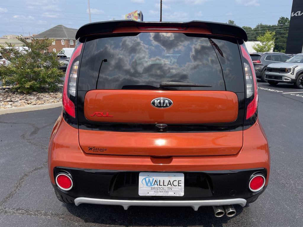 Used 2018 Kia Soul ! w/ Tech Package FWD image 5