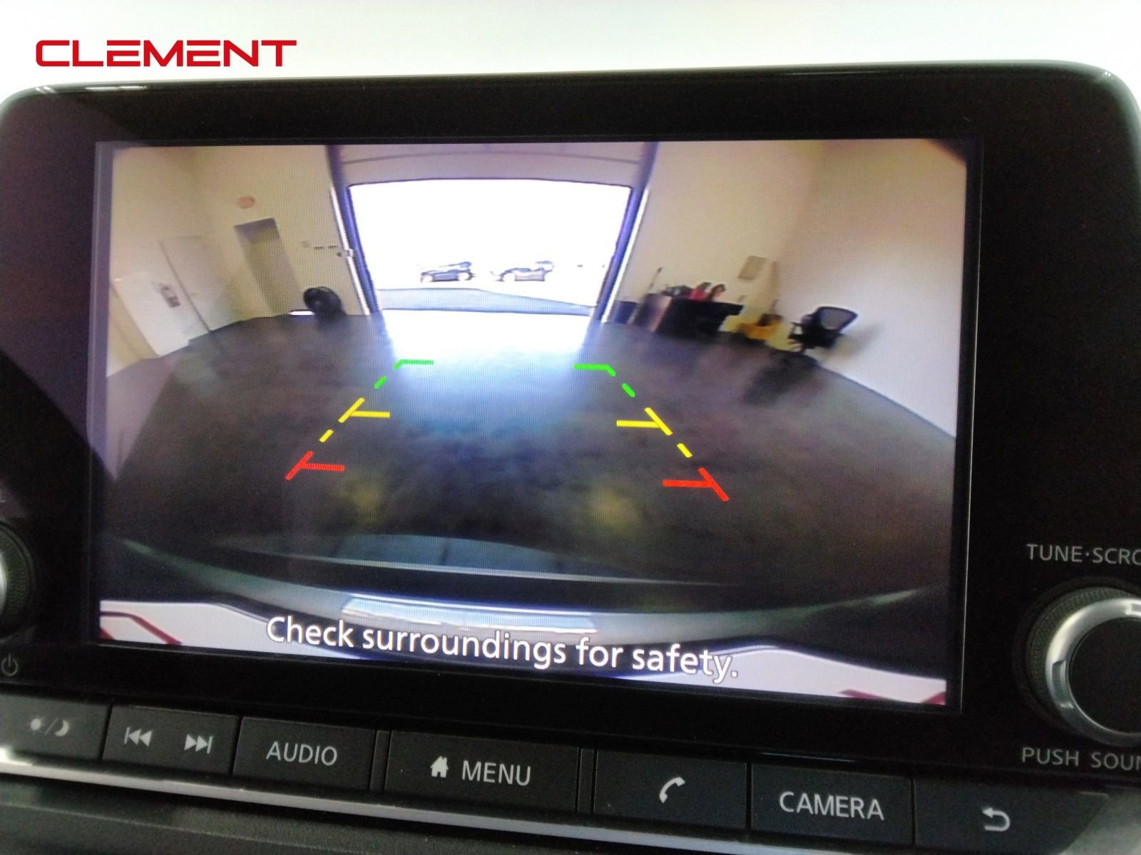 Used 2023 Nissan Rogue S image 21