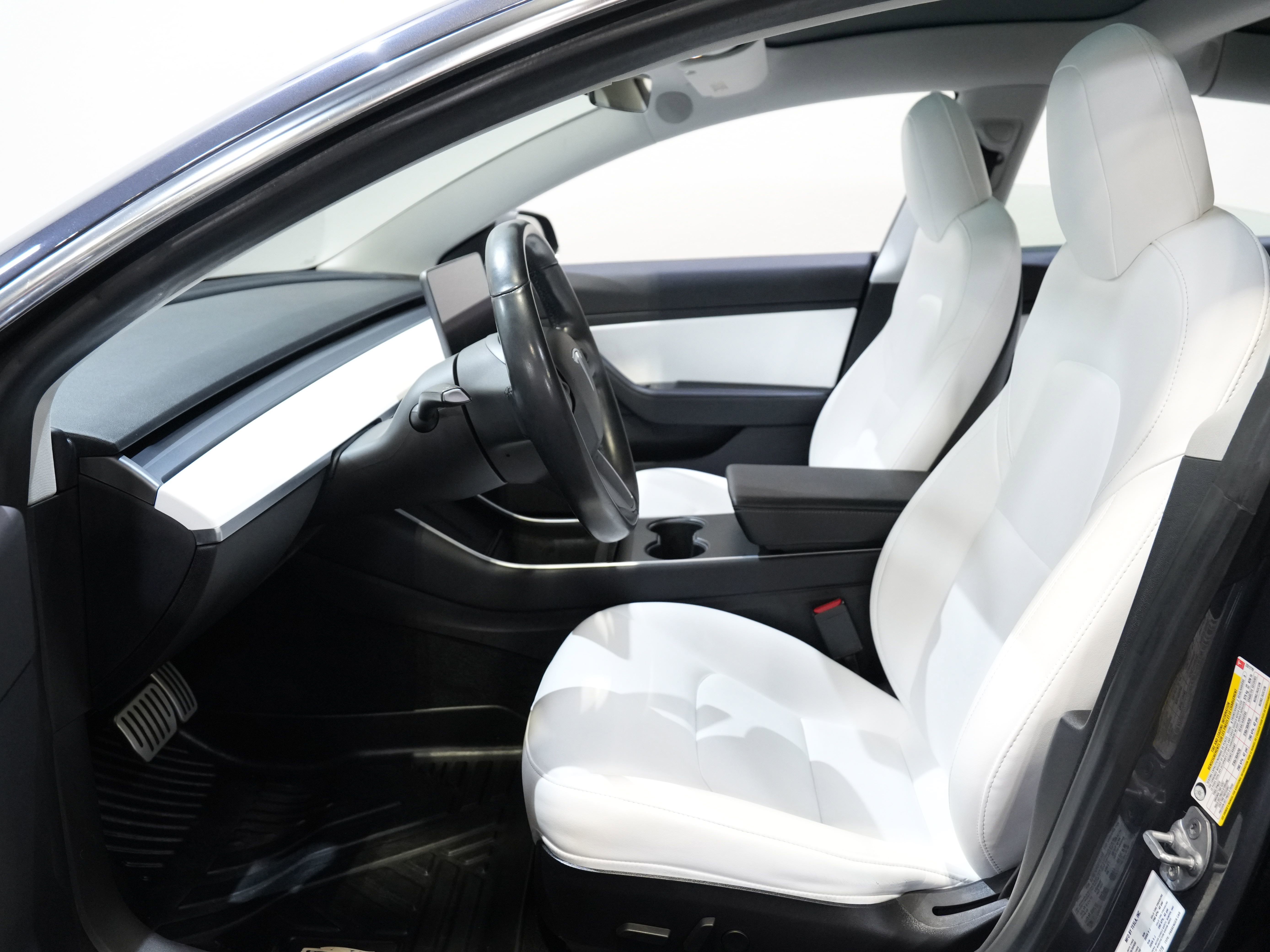 Used 2019 Tesla Model 3 Performance image 29