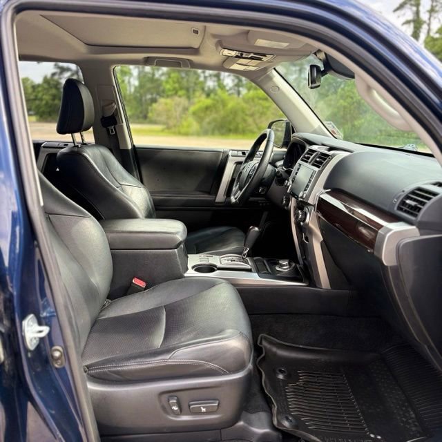 Used 2021 Toyota 4Runner Limited AWD/4WD image 17