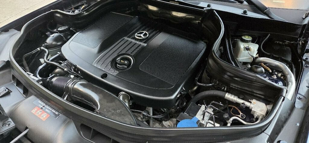 Used 2014 Mercedes-Benz GLK 250 BlueTEC 4MATIC image 37