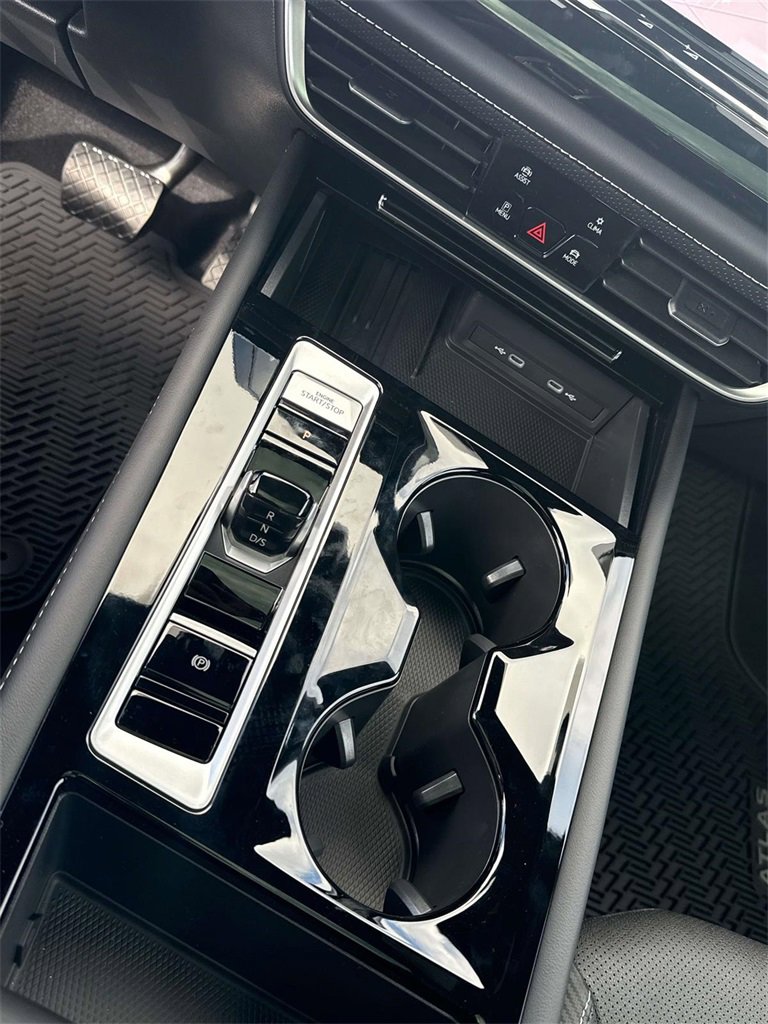 New 2026 Volkswagen Atlas Cross Sport SE image 23