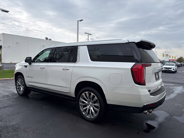 Used 2023 GMC Yukon XL Denali w/ Max Trailering Package AWD/4WD image 4