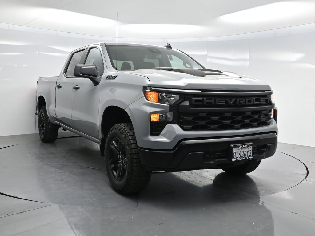 Used 2024 Chevrolet Silverado 1500 Custom Trail Boss w/ Dark Appearance Package image 77