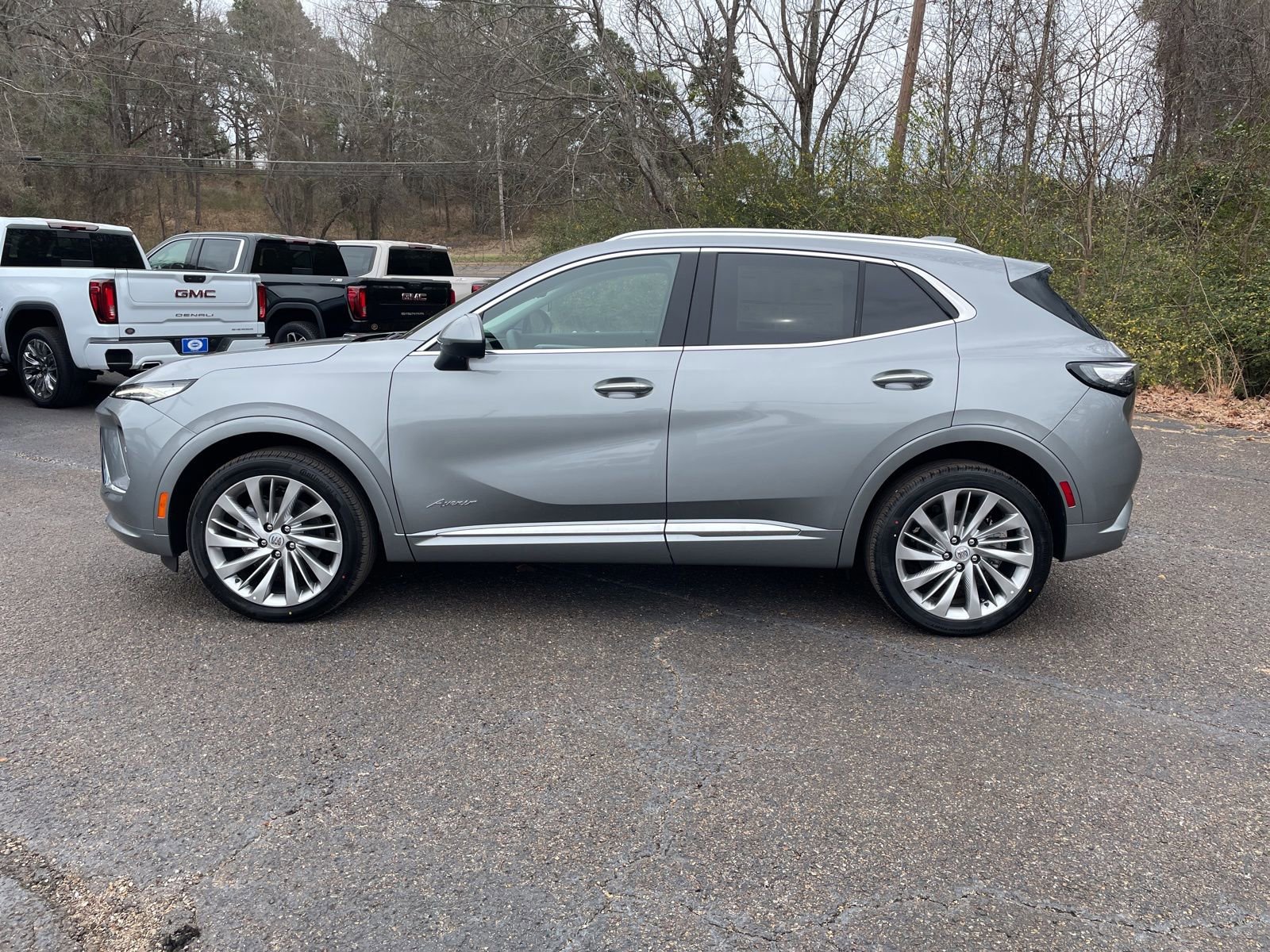 New 2026 Buick Envision Avenir image 2