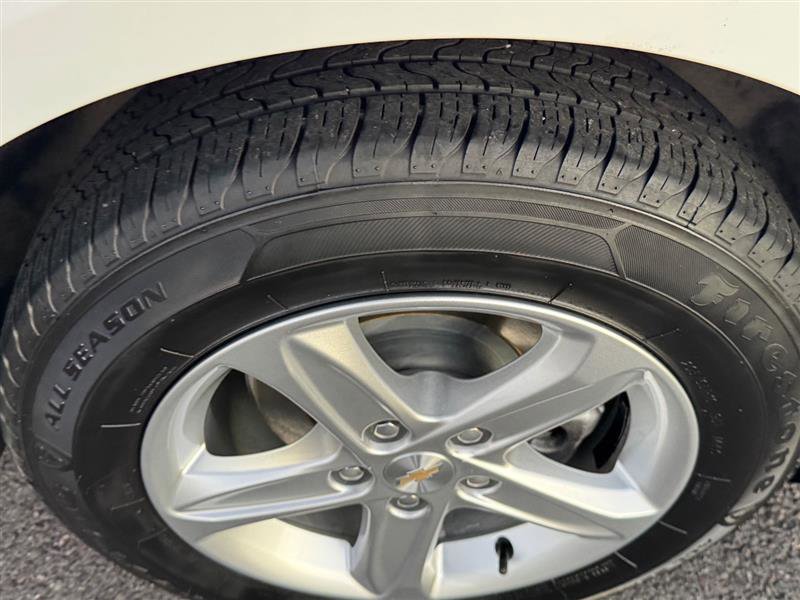 Used 2023 Chevrolet Malibu LS w/ Driver Confidence Package image 24