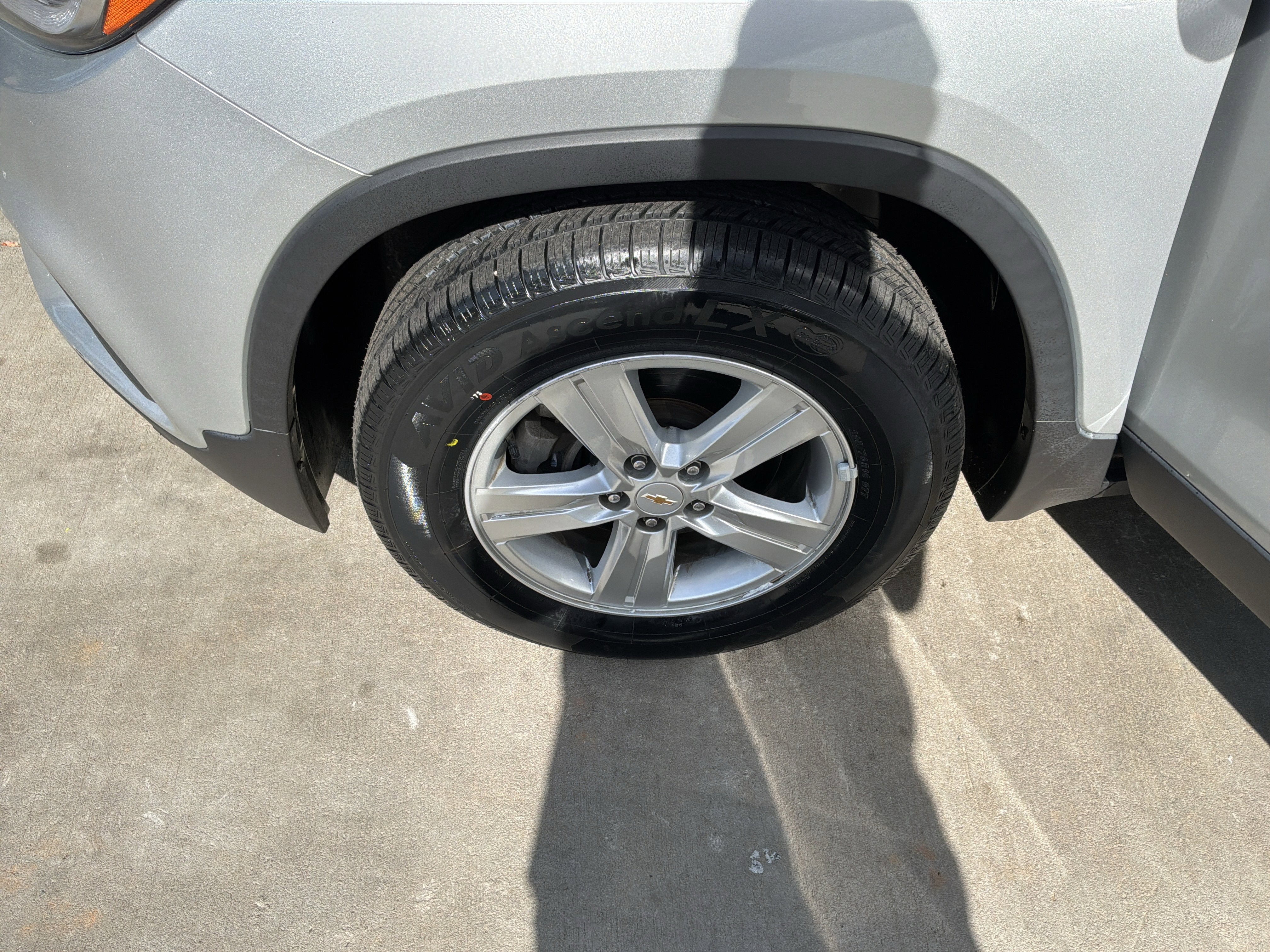 Used 2021 Chevrolet Trax LT w/ Driver Confidence Package image 13