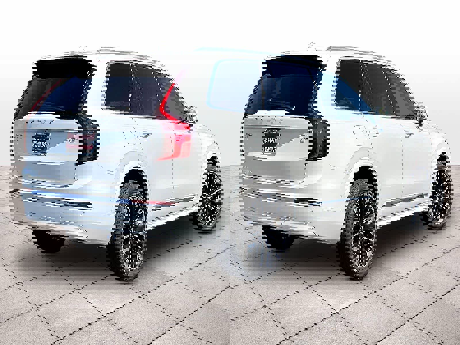 New 2026 Volvo XC90 T8 Ultra w/ Lounge Package image 4