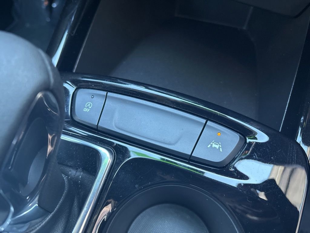 Used 2026 Chevrolet Trax LT w/ Driver Confidence Package image 25