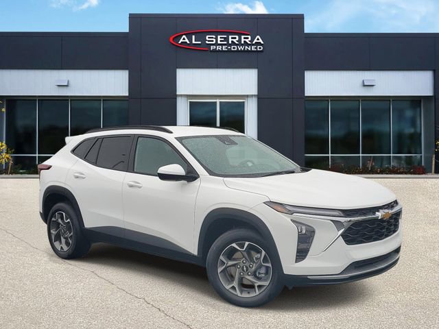 Certified 2026 Chevrolet Trax LT FWD image 1