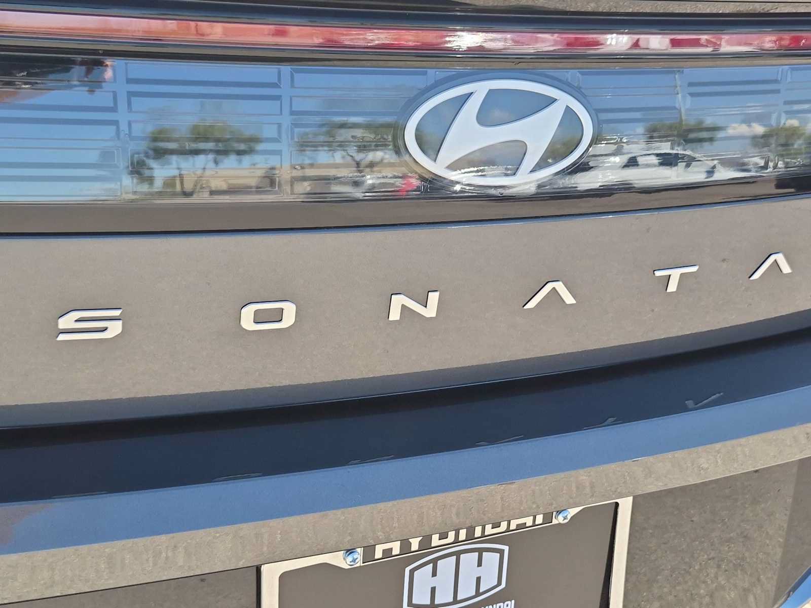 Certified 2024 Hyundai Sonata SEL w/ Convenience Package FWD image 12