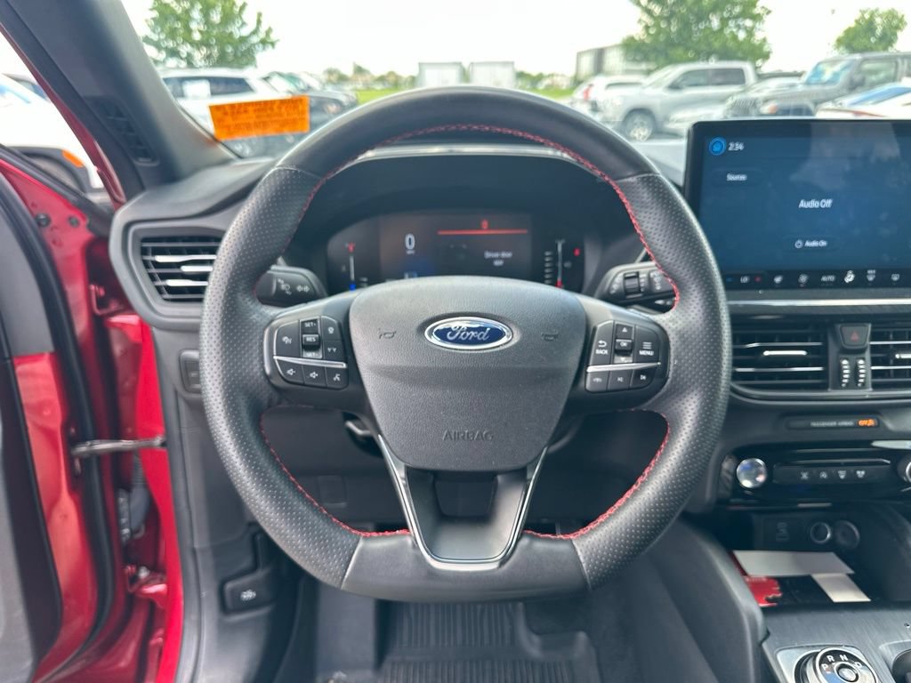 Used 2023 Ford Escape ST-Line w/ Tech Pack #1 AWD/4WD image 21