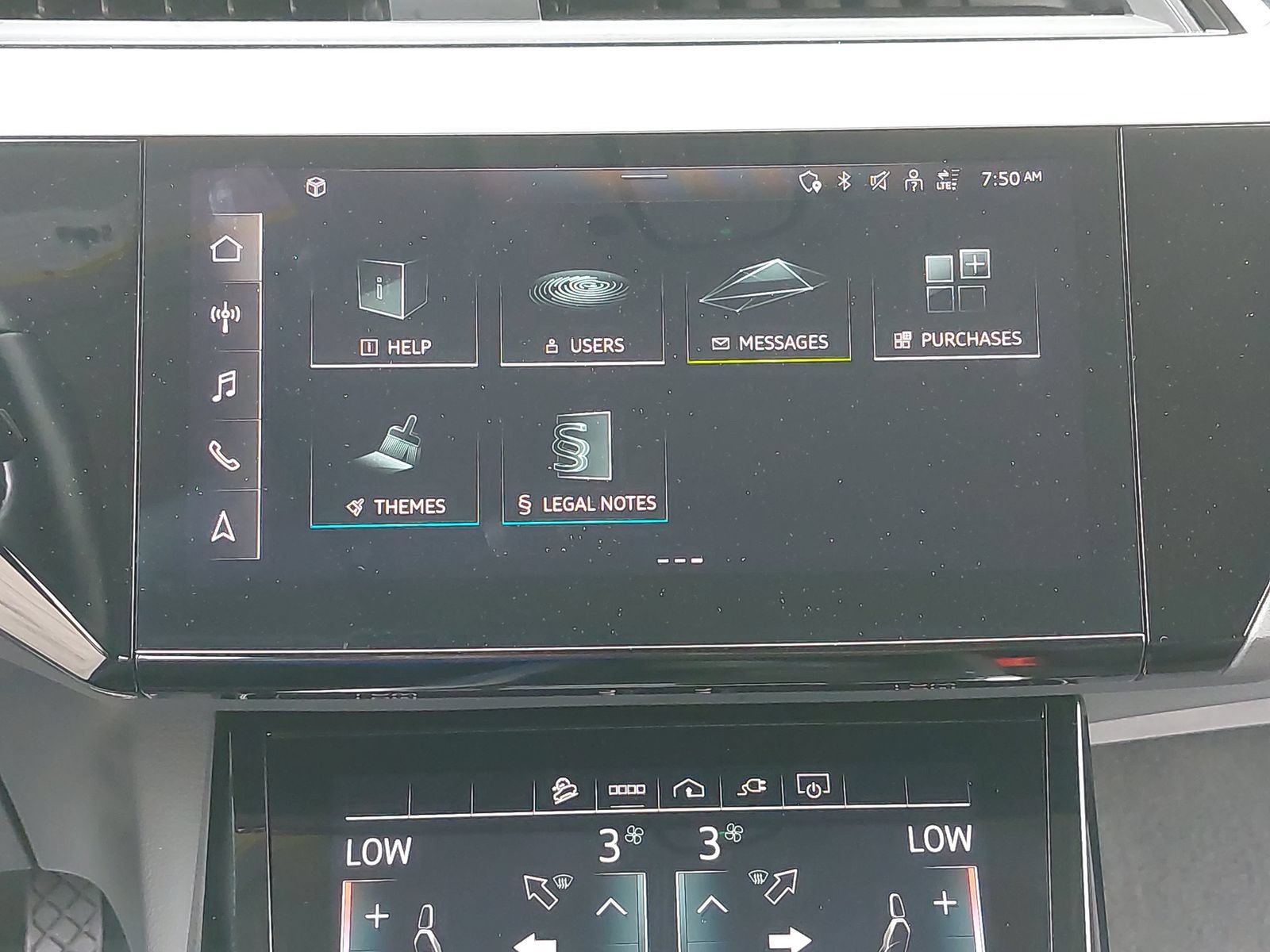 Used 2024 Audi Q8 e-tron Premium Plus AWD/4WD image 25