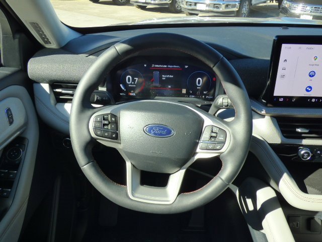 New 2026 Ford Explorer Active w/ Active Comfort Package image 20