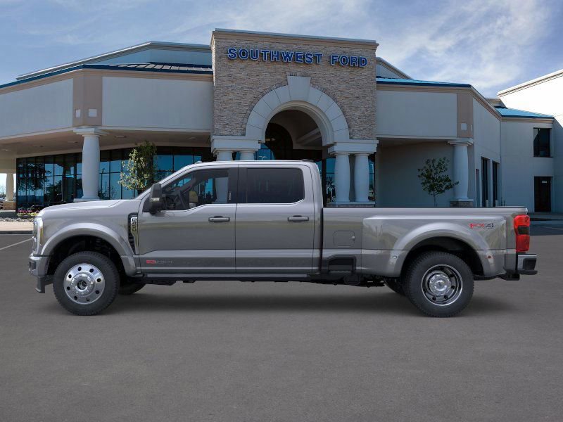 New 2026 Ford F450 Lariat w/ Lariat Ultimate Package image 3