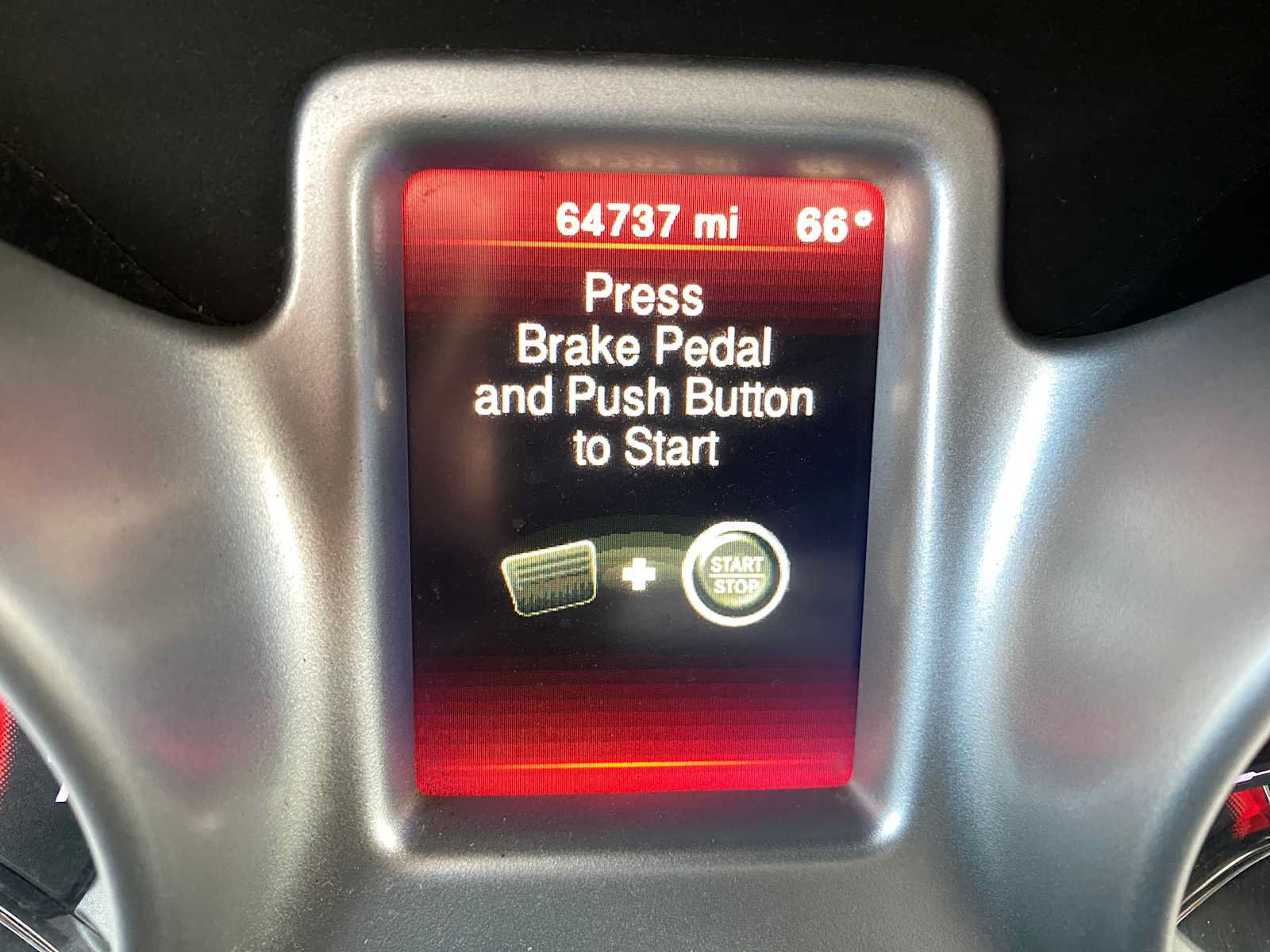 Used 2018 Dodge Journey SE FWD image 8