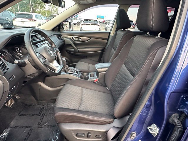 Used 2020 Nissan Rogue SV w/ Sun & Sound Touring Package AWD/4WD image 22