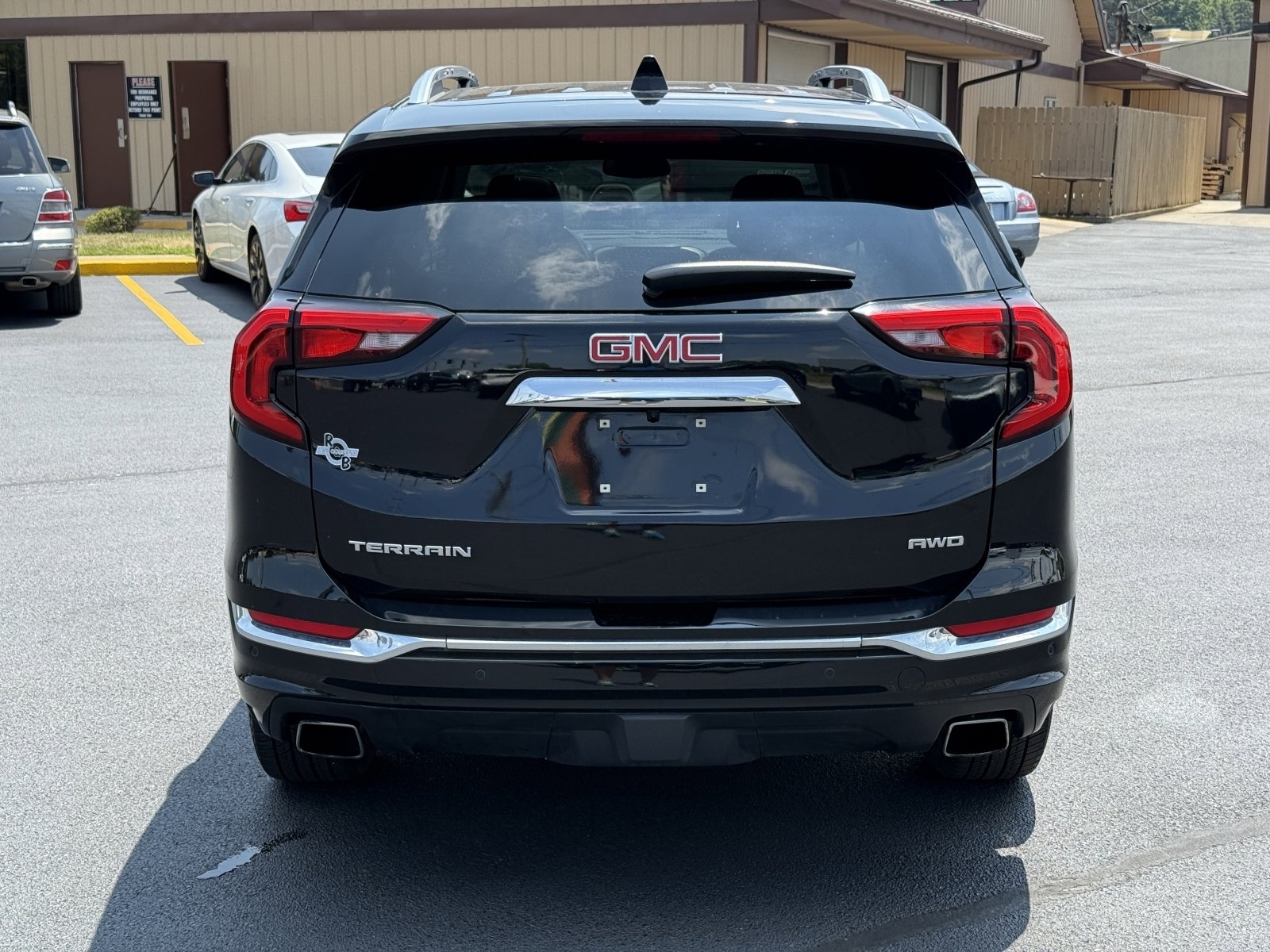 Used 2018 GMC Terrain Denali w/ Advanced Safety Package image 7
