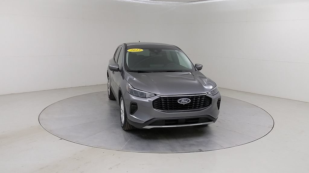 Certified 2023 Ford Escape Active w/ Tech Pack #2 FWD image 9