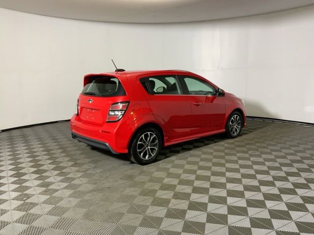 Used 2018 Chevrolet Sonic LT w/ Convenience Package FWD image 5