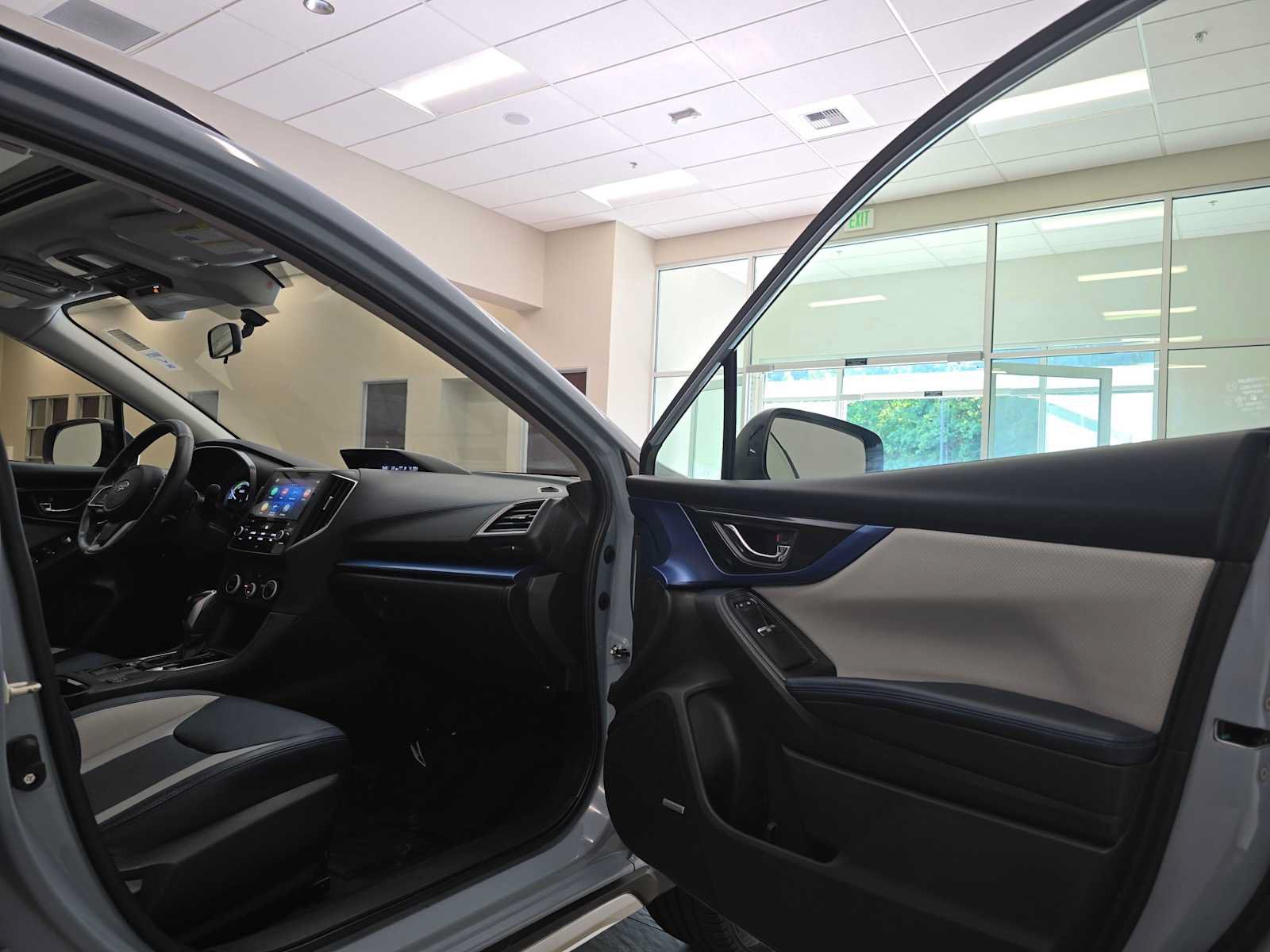 Used 2019 Subaru Crosstrek Hybrid w/ Moonroof Package w/Navigation AWD/4WD image 29