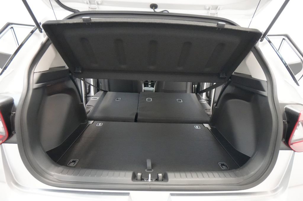 New 2025 Hyundai Venue SEL image 31